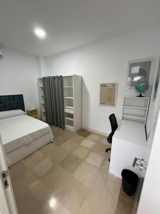 Lemon House Share And Enjoy Apartment Севиля Екстериор снимка