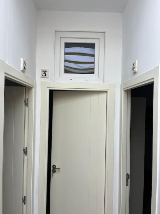 Lemon House Share And Enjoy Apartment Севиля Екстериор снимка