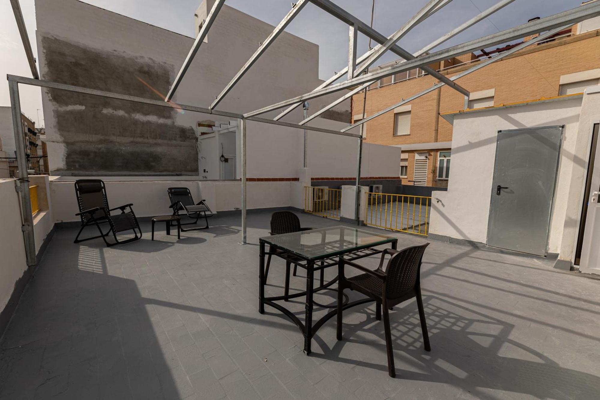 Lemon House Share And Enjoy Apartment Севиля Екстериор снимка